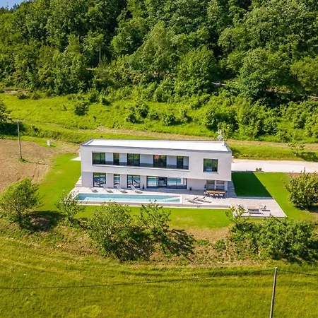 Butoniga Hills Villa